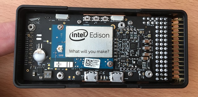 ../_images/intel-edison-in-pixhawk2.jpg